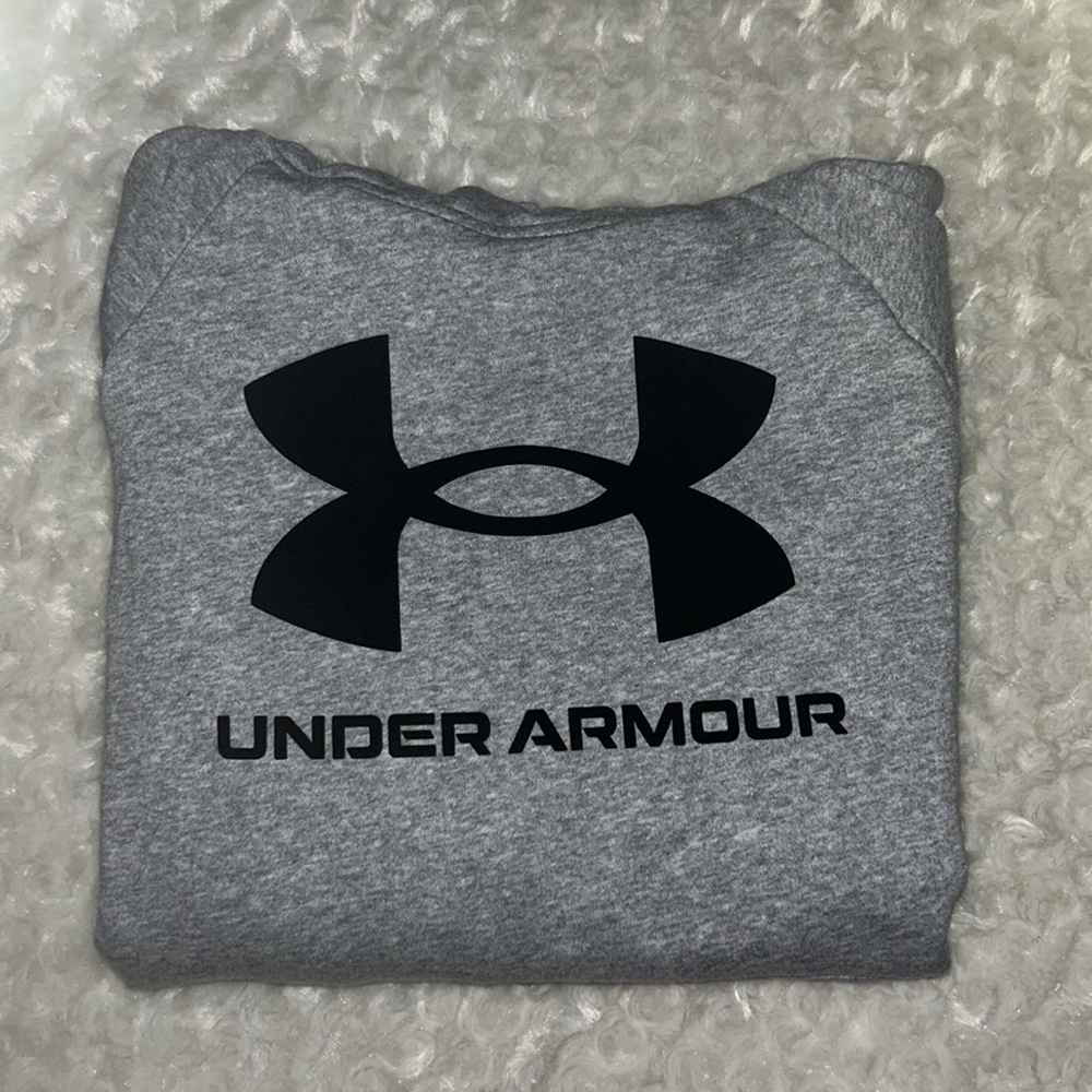 *NWT* UA sweatshirt